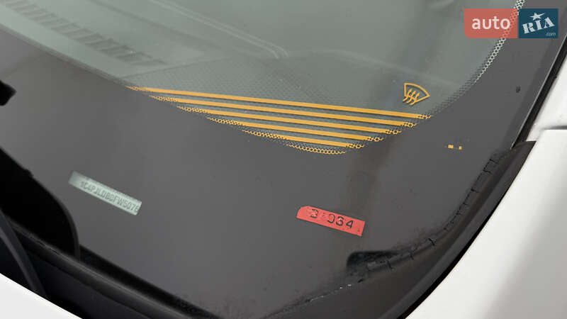 Позашляховик / Кросовер Jeep Cherokee 2015 в Києві