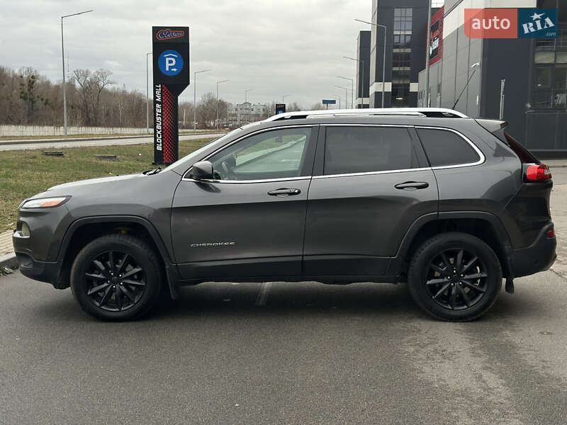Позашляховик / Кросовер Jeep Cherokee 2014 в Києві