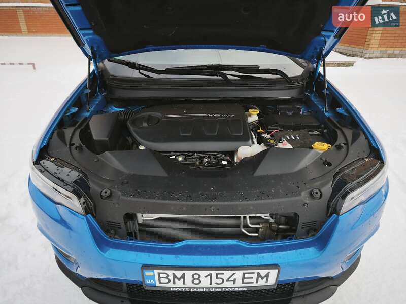 Внедорожник / Кроссовер Jeep Cherokee 2020 в Ромнах