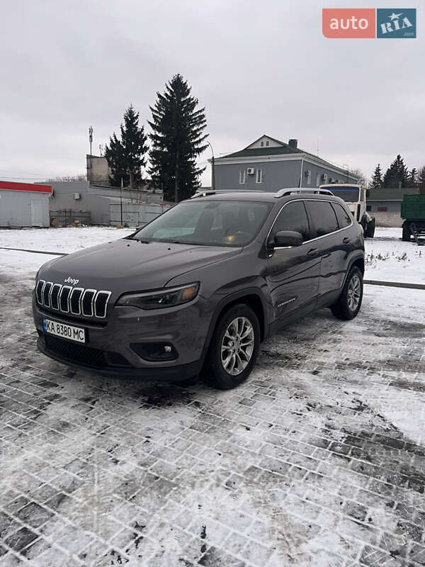 Позашляховик / Кросовер Jeep Cherokee 2018 в Миронівці