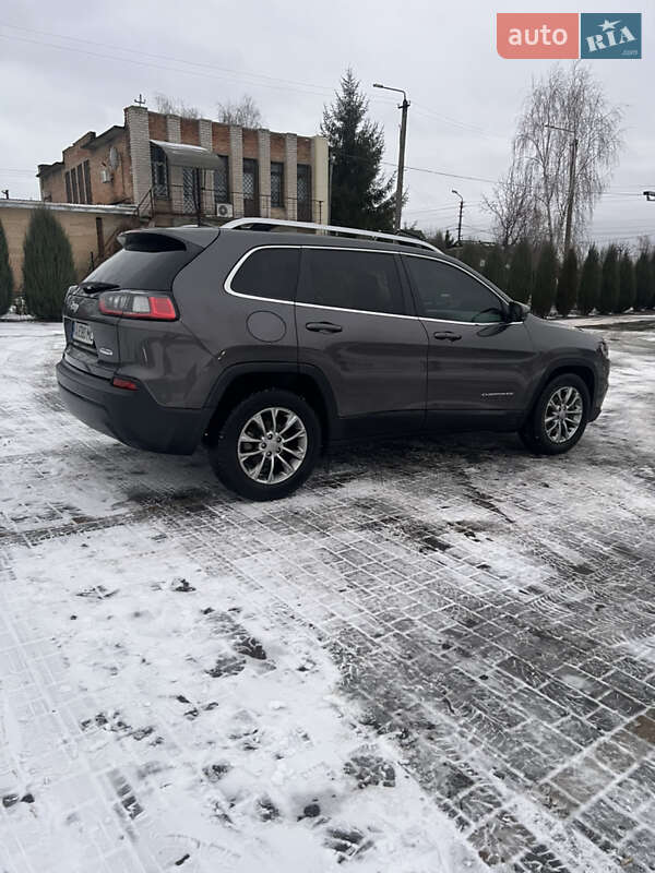 Позашляховик / Кросовер Jeep Cherokee 2018 в Миронівці