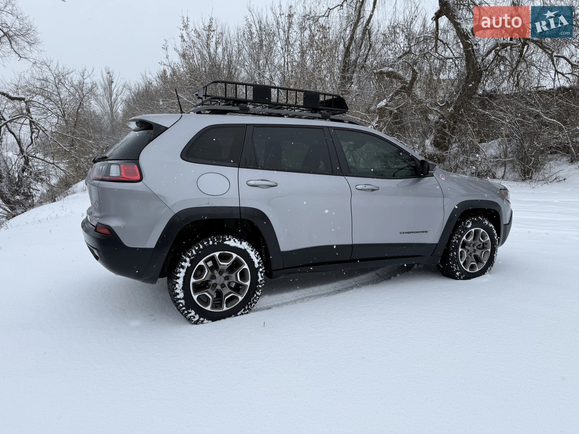 2019 Jeep Cherokee - мініатюра 12