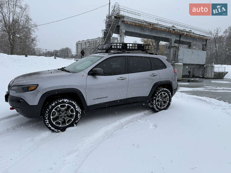 Внедорожник / Кроссовер Jeep Cherokee 2019 в Харькове фото 2 Внедорожник / Кроссовер Jeep Cherokee 2019 в Харькове