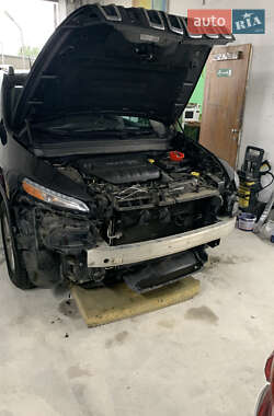 Внедорожник / Кроссовер Jeep Cherokee 2015 в Одессе