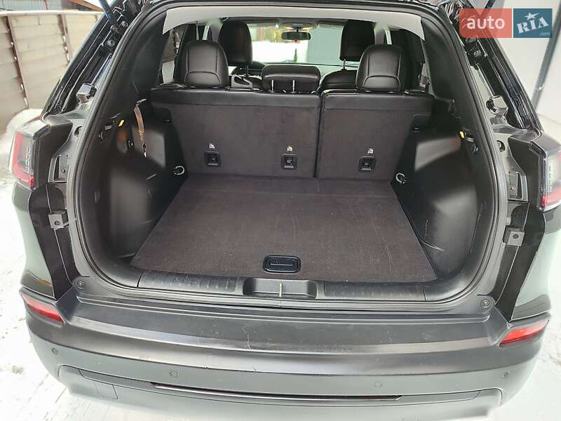 Позашляховик / Кросовер Jeep Cherokee 2020 в Дубні