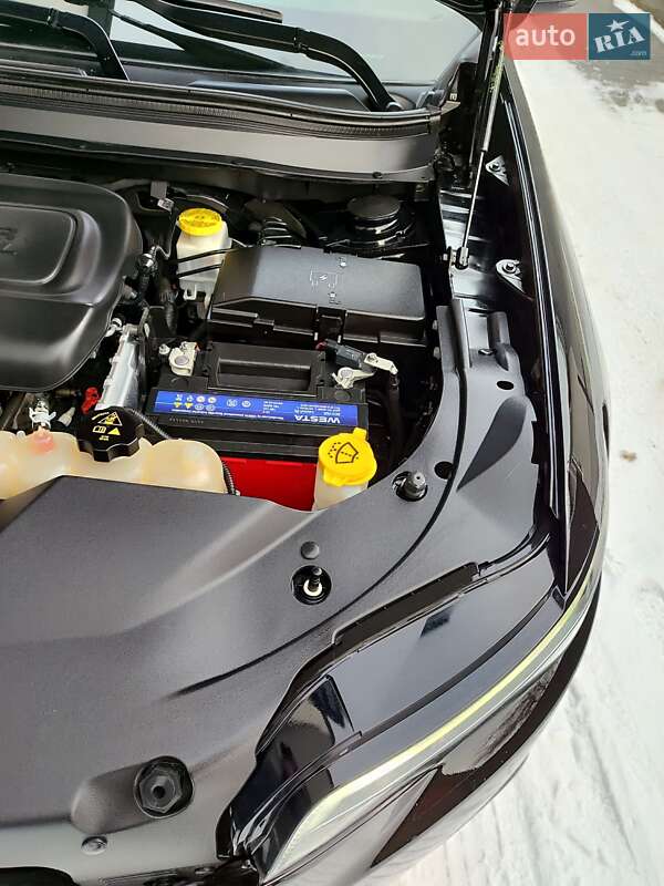 Позашляховик / Кросовер Jeep Cherokee 2020 в Дубні