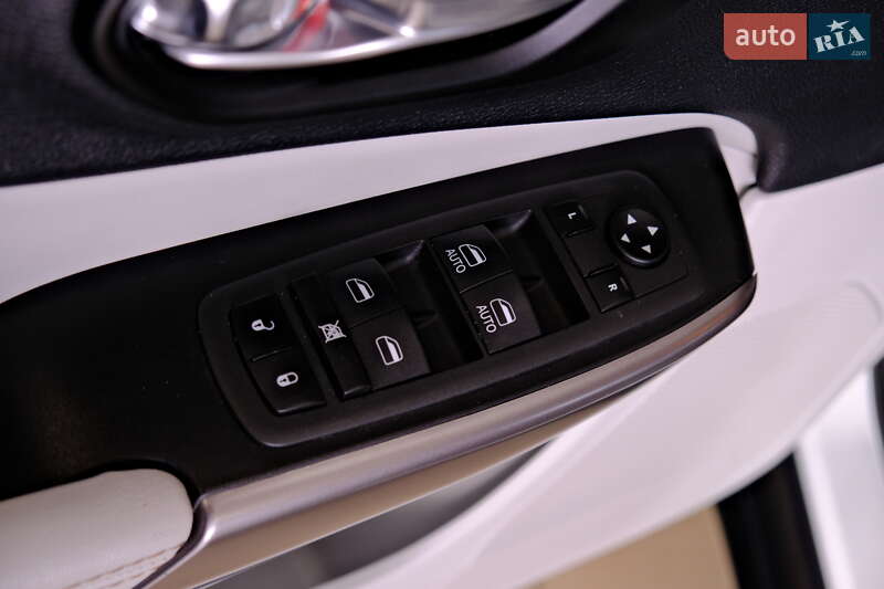 Внедорожник / Кроссовер Jeep Cherokee 2022 в Одессе