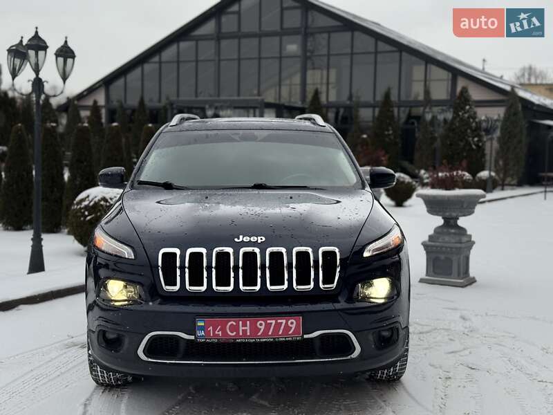 Внедорожник / Кроссовер Jeep Cherokee 2015 в Стрые