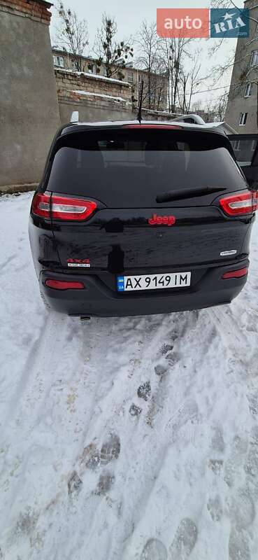 Внедорожник / Кроссовер Jeep Cherokee 2014 в Харькове фото 7 Внедорожник / Кроссовер Jeep Cherokee 2014 в Харькове