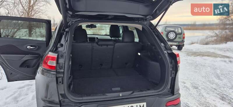 Внедорожник / Кроссовер Jeep Cherokee 2014 в Харькове фото 14 Внедорожник / Кроссовер Jeep Cherokee 2014 в Харькове