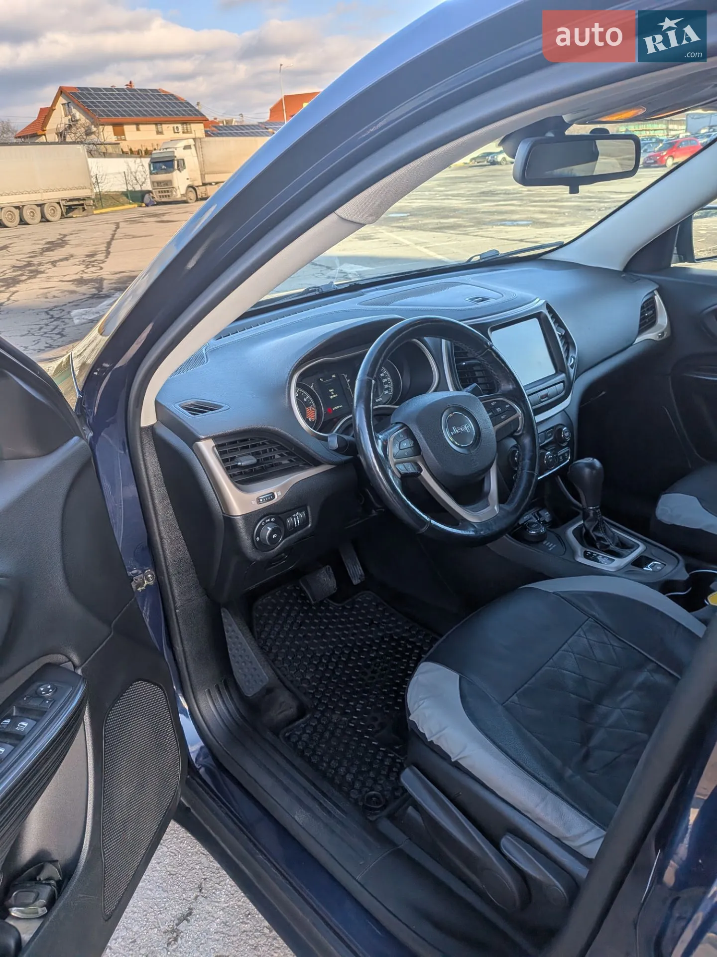 2014 Jeep Cherokee - мініатюра 10