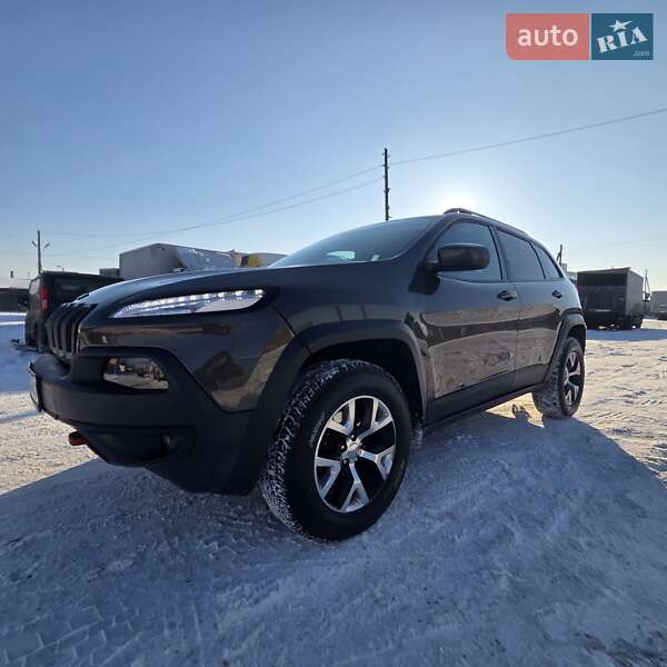 Позашляховик / Кросовер Jeep Cherokee 2014 в Чернігові