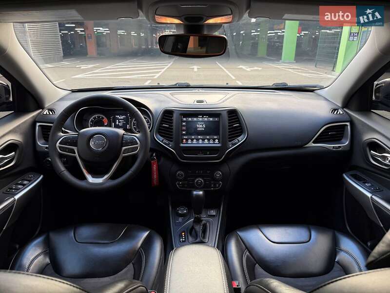 Позашляховик / Кросовер Jeep Cherokee 2022 в Києві