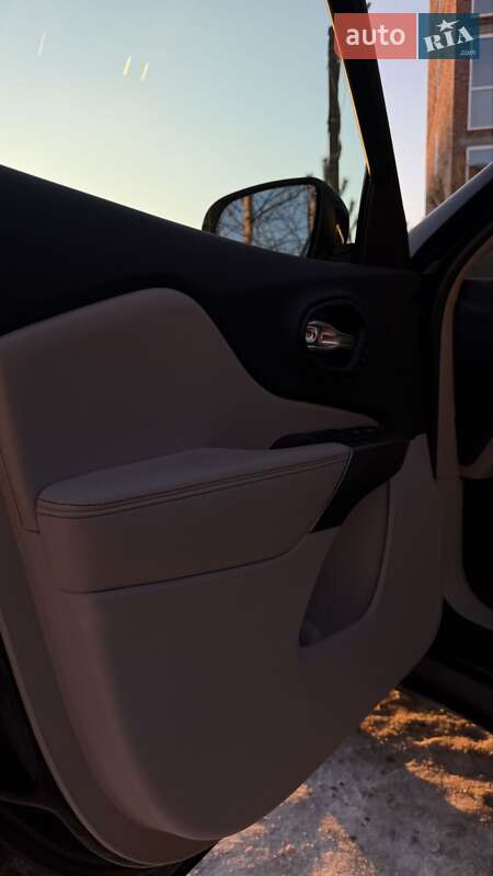 Внедорожник / Кроссовер Jeep Cherokee 2019 в Хмельницком фото 7 Внедорожник / Кроссовер Jeep Cherokee 2019 в Хмельницком