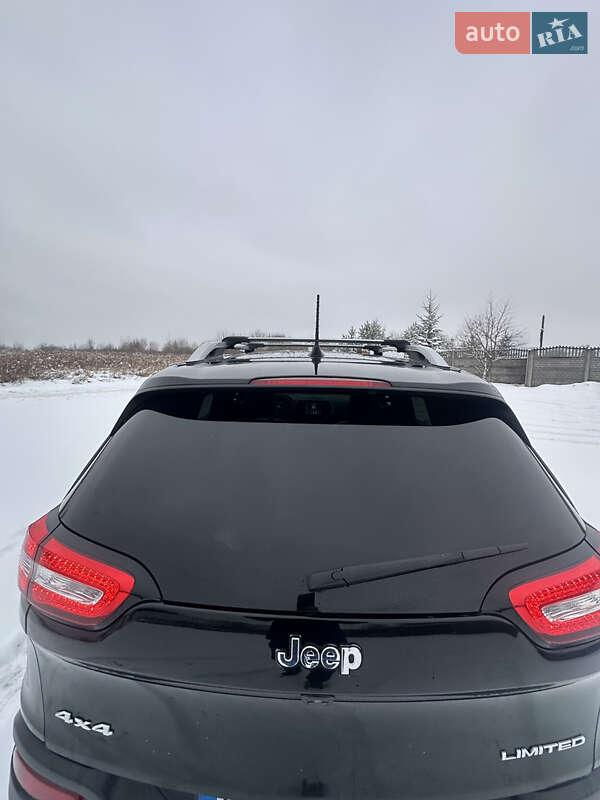 Позашляховик / Кросовер Jeep Cherokee 2017 в Львові