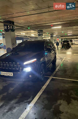 Позашляховик / Кросовер Jeep Cherokee 2015 в Києві