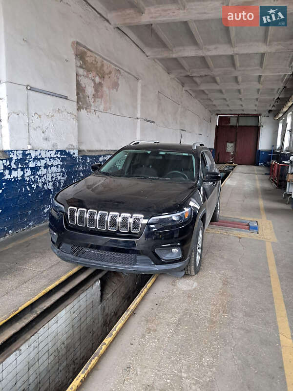 Внедорожник / Кроссовер Jeep Cherokee 2019 в Киеве фото 4 Внедорожник / Кроссовер Jeep Cherokee 2019 в Киеве
