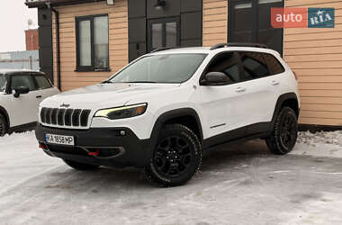Внедорожник / Кроссовер Jeep Cherokee 2019 в Киеве