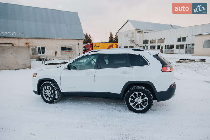 Внедорожник / Кроссовер Jeep Cherokee 2018 в Бучаче