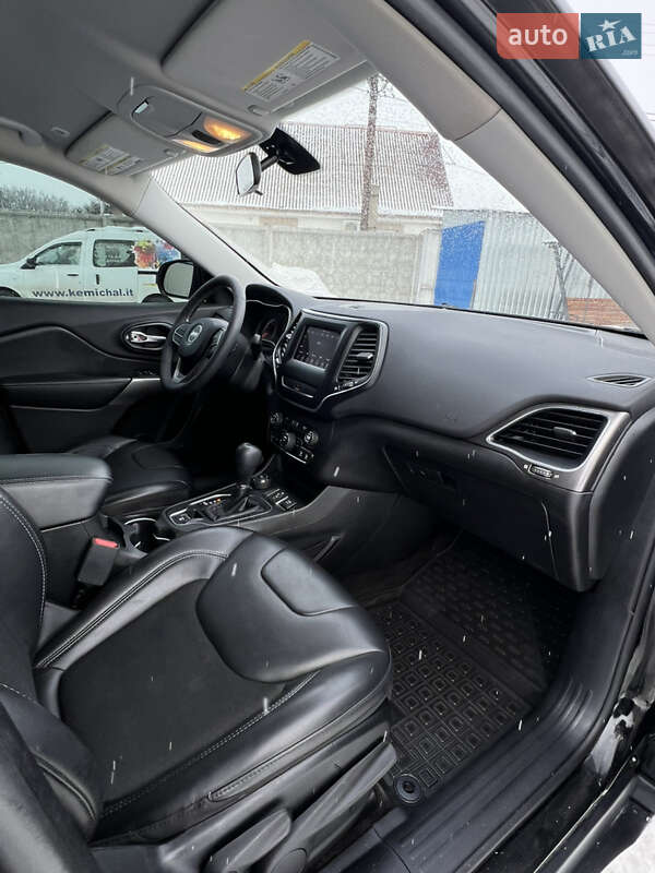 Внедорожник / Кроссовер Jeep Cherokee 2018 в Белой Церкви