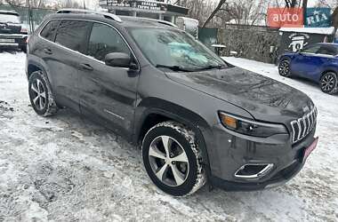 Внедорожник / Кроссовер Jeep Cherokee 2020 в Киеве