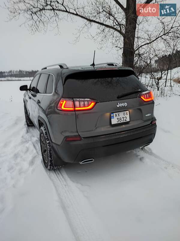 Внедорожник / Кроссовер Jeep Cherokee 2021 в Харькове