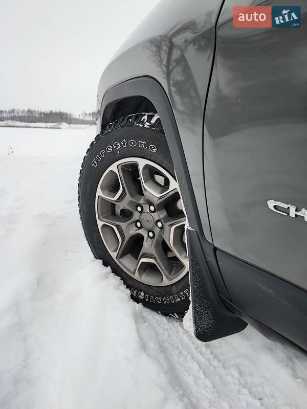 Внедорожник / Кроссовер Jeep Cherokee 2021 в Харькове