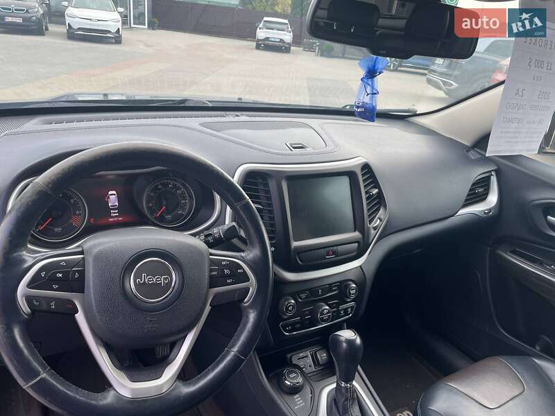 Внедорожник / Кроссовер Jeep Cherokee 2015 в Львове