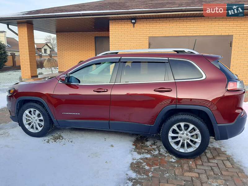 Внедорожник / Кроссовер Jeep Cherokee 2019 в Полтаве