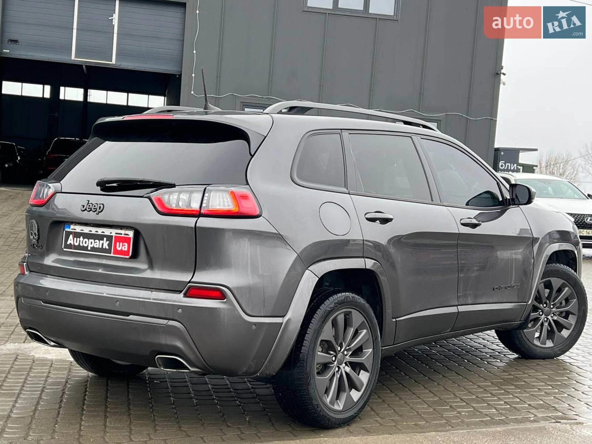 2019 Jeep Cherokee - мініатюра 9