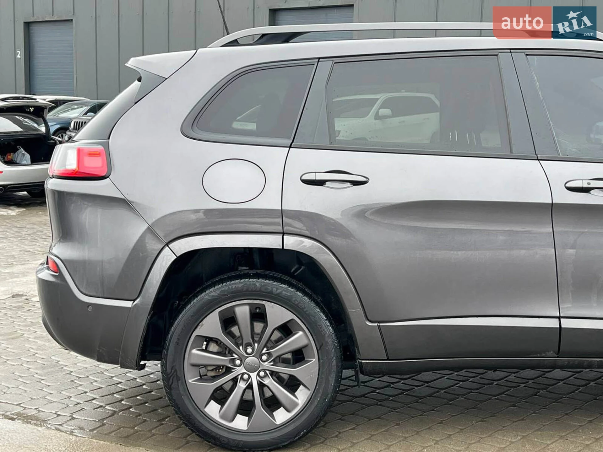 2019 Jeep Cherokee - мініатюра 10