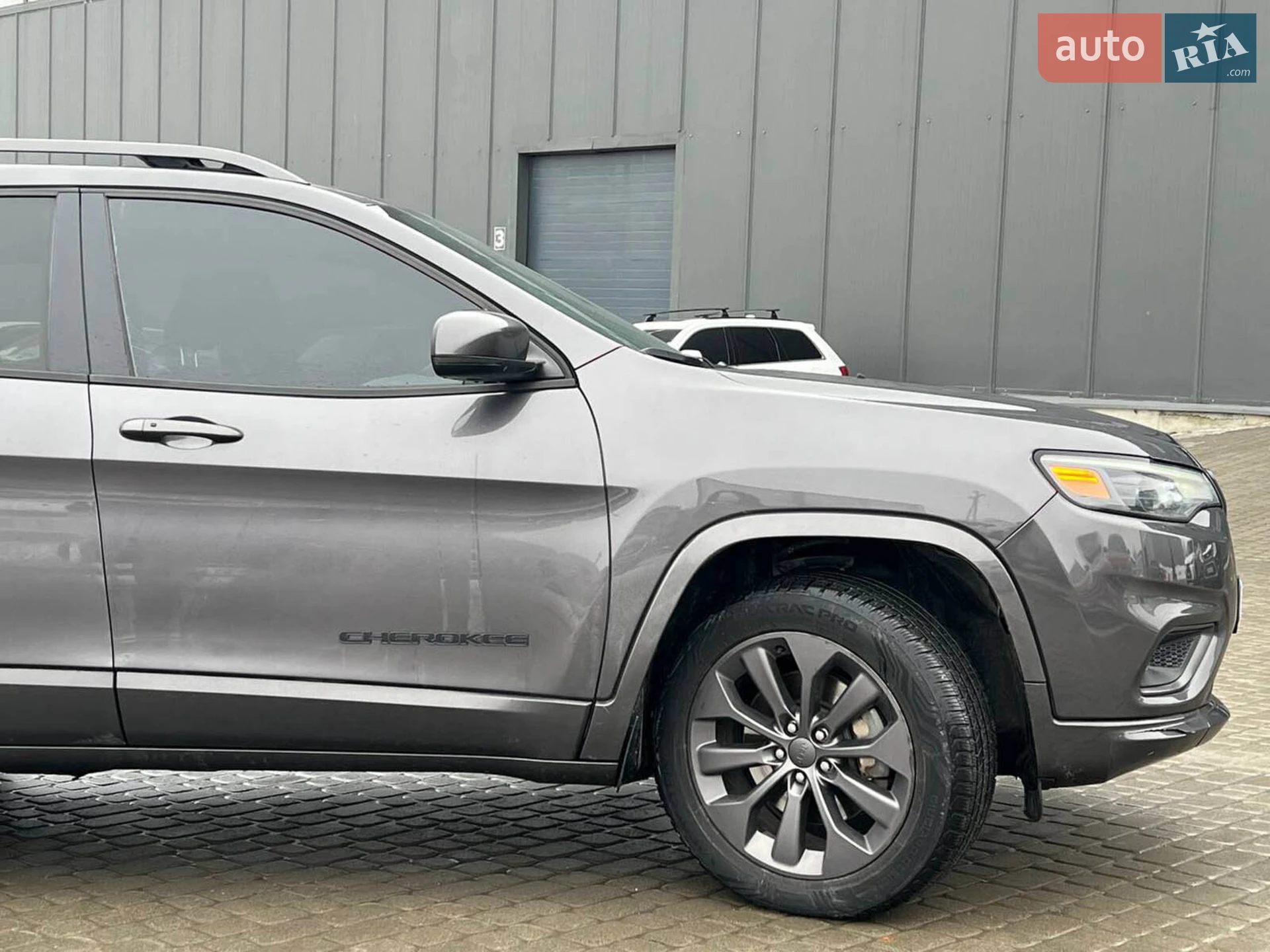 2019 Jeep Cherokee - мініатюра 12
