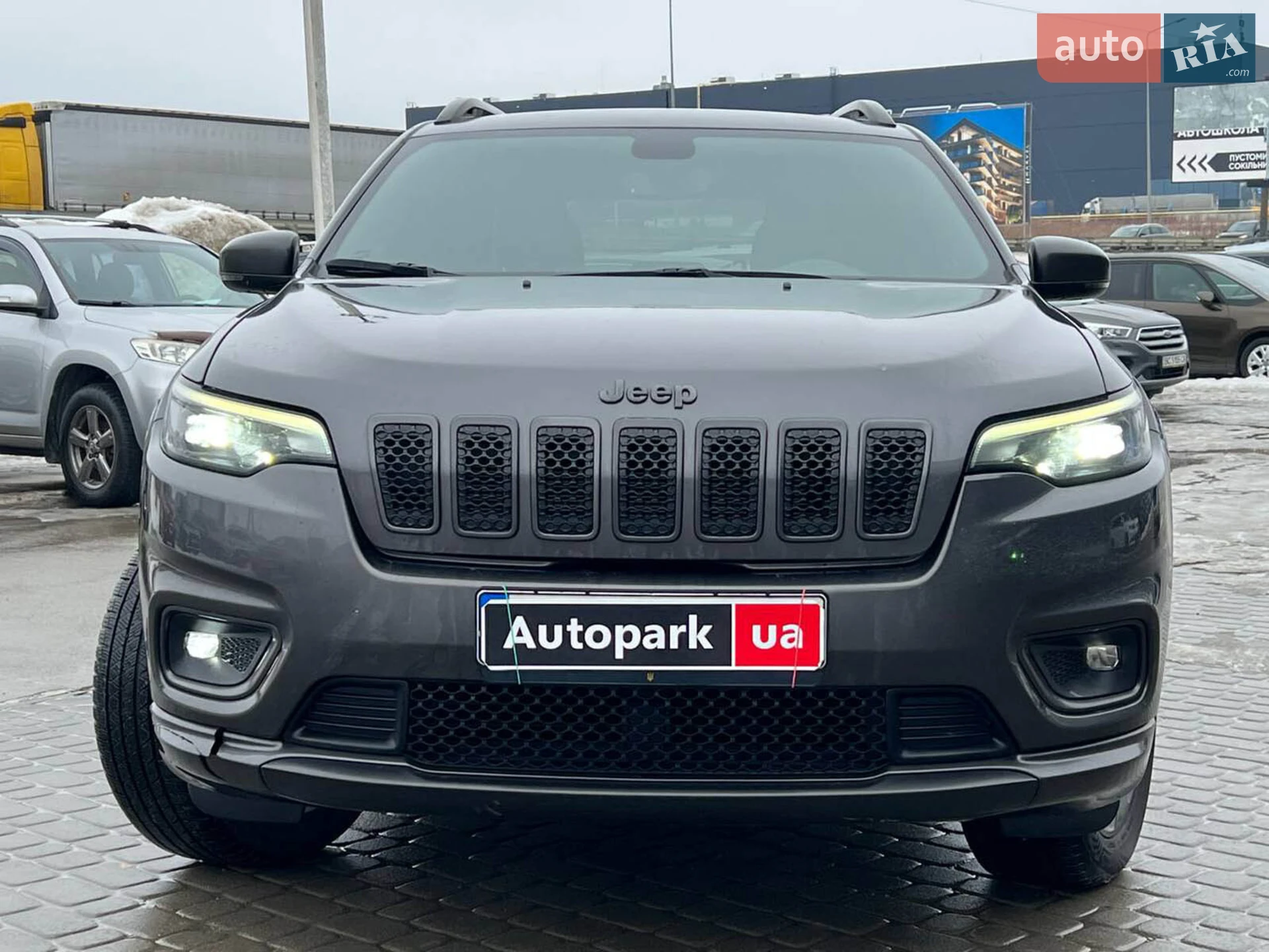 2019 Jeep Cherokee - мініатюра 2
