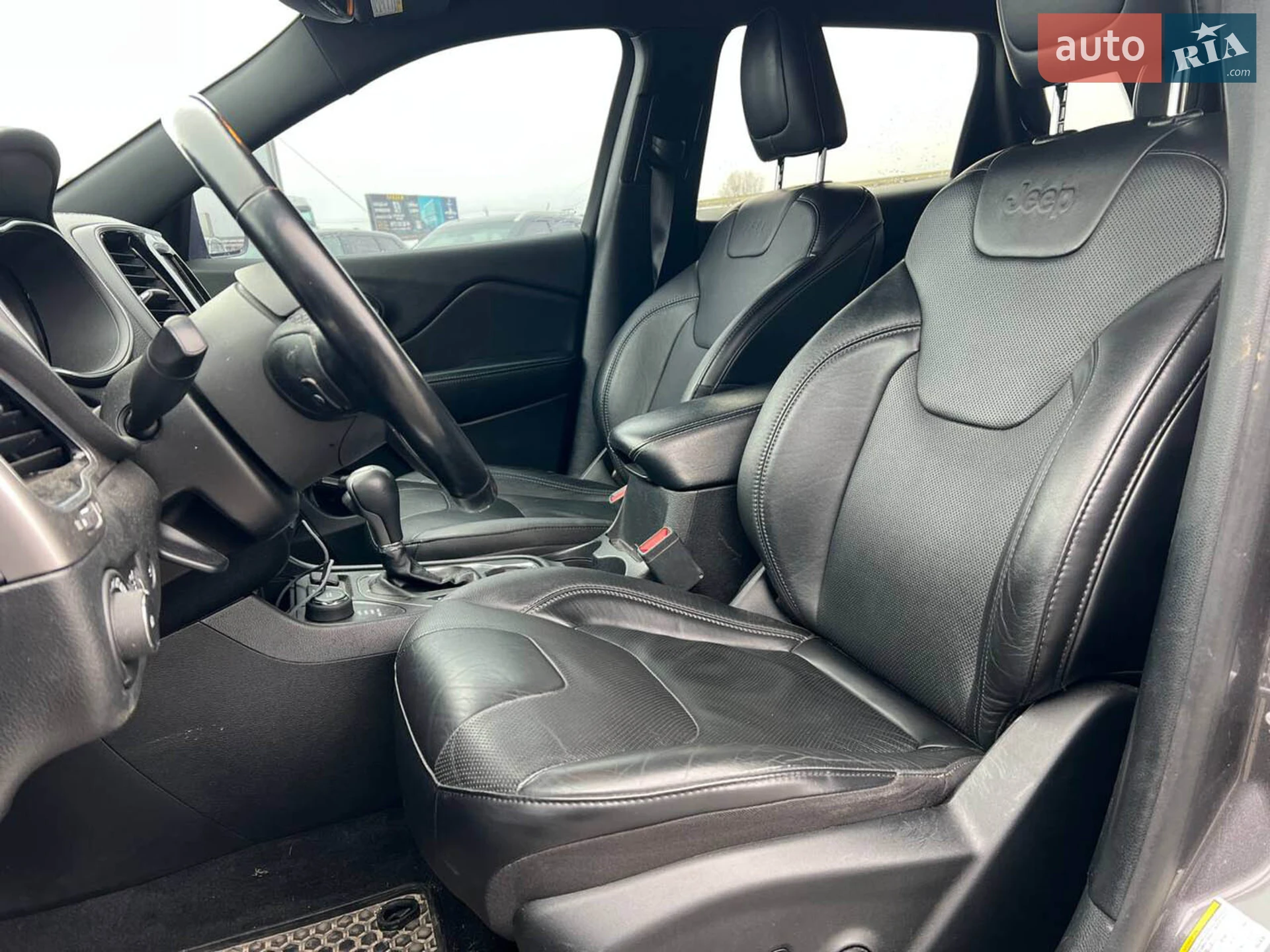 2019 Jeep Cherokee - мініатюра 19
