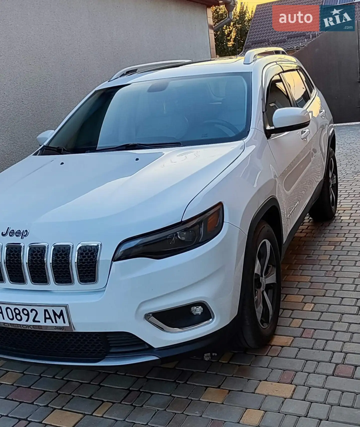 2019 Jeep Cherokee - мініатюра 6
