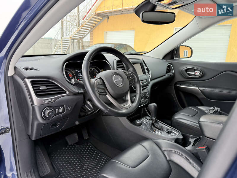 Внедорожник / Кроссовер Jeep Cherokee 2019 в Василькове
