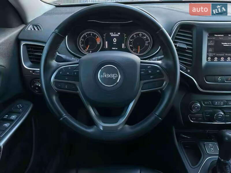 Внедорожник / Кроссовер Jeep Cherokee 2018 в Киеве