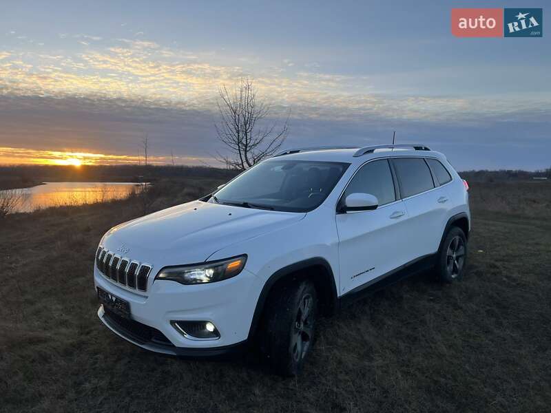 Внедорожник / Кроссовер Jeep Cherokee 2020 в Чернигове