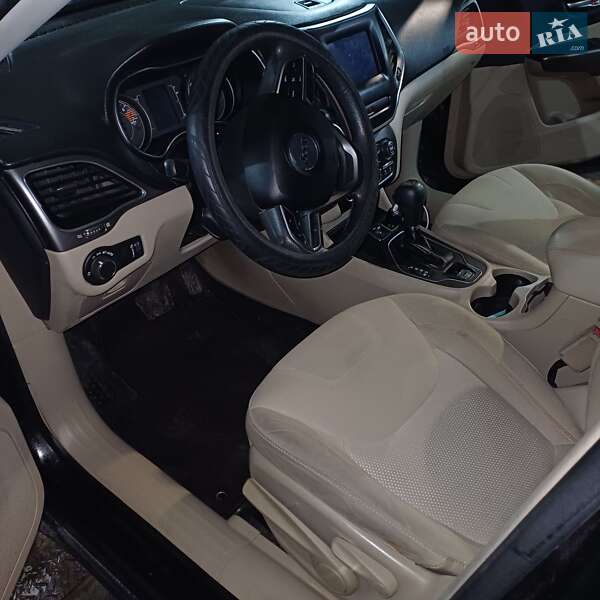 Внедорожник / Кроссовер Jeep Cherokee 2019 в Каменском фото 8 Внедорожник / Кроссовер Jeep Cherokee 2019 в Каменском