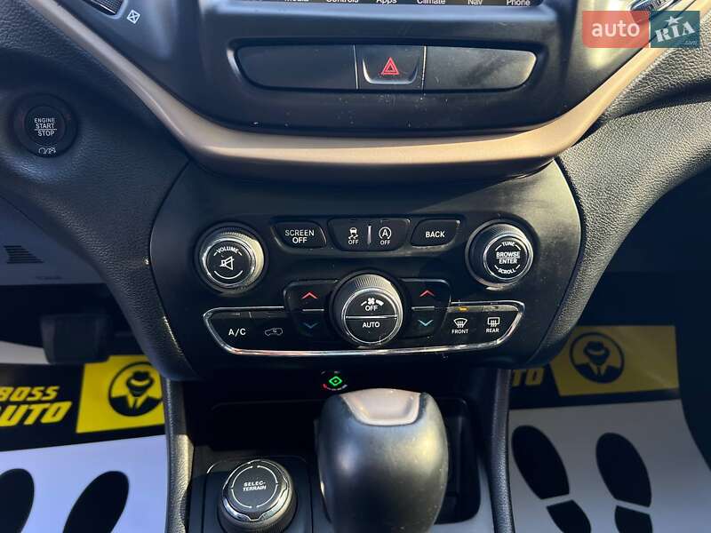 Внедорожник / Кроссовер Jeep Cherokee 2017 в Ивано-Франковске фото 15 Внедорожник / Кроссовер Jeep Cherokee 2017 в Ивано-Франковске