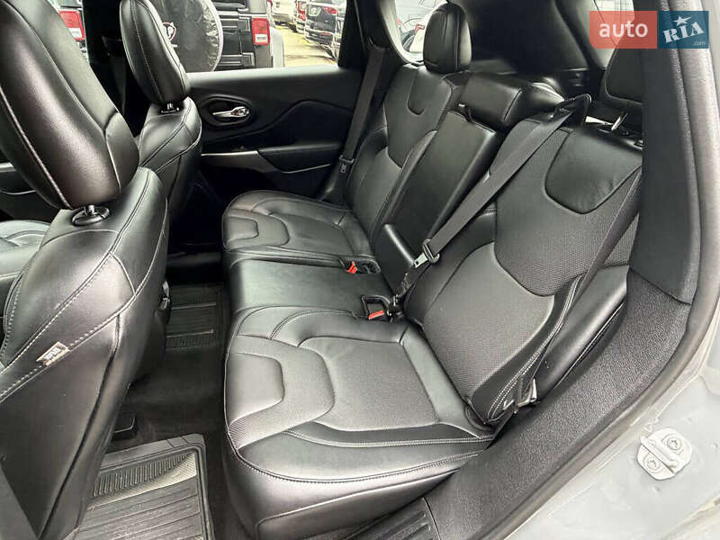 Внедорожник / Кроссовер Jeep Cherokee 2021 в Львове фото 16 Внедорожник / Кроссовер Jeep Cherokee 2021 в Львове