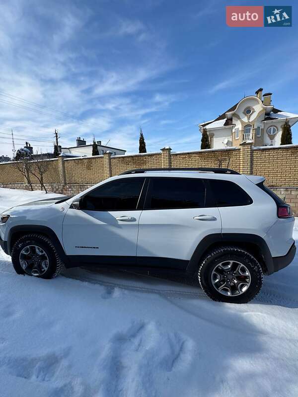 Позашляховик / Кросовер Jeep Cherokee 2018 в Хмельницькому