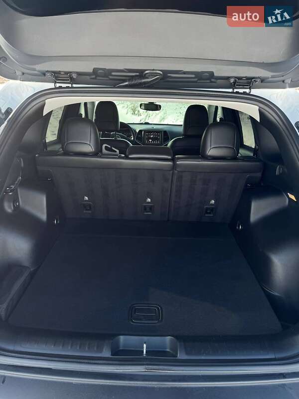 Позашляховик / Кросовер Jeep Cherokee 2018 в Хмельницькому