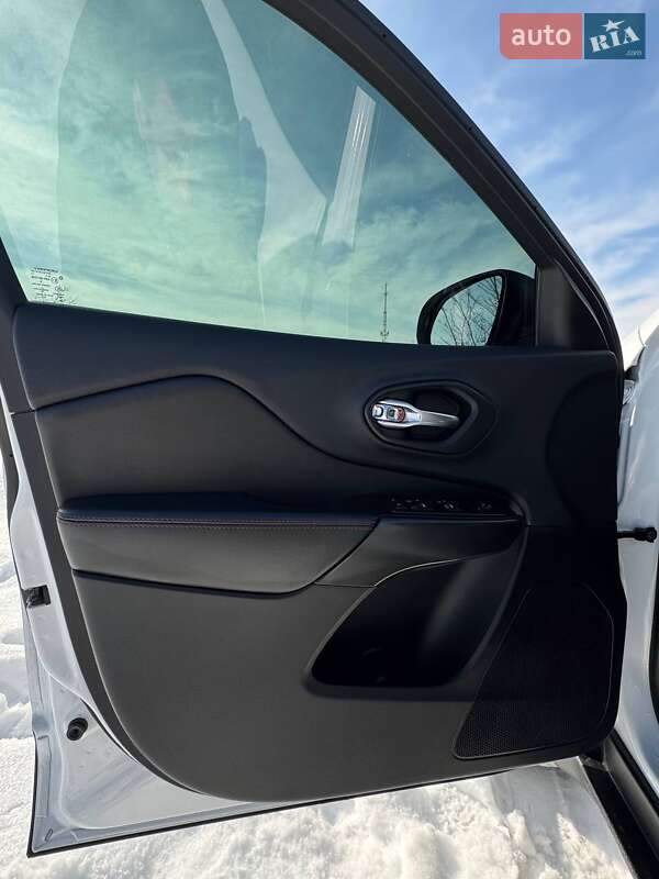 Позашляховик / Кросовер Jeep Cherokee 2018 в Хмельницькому