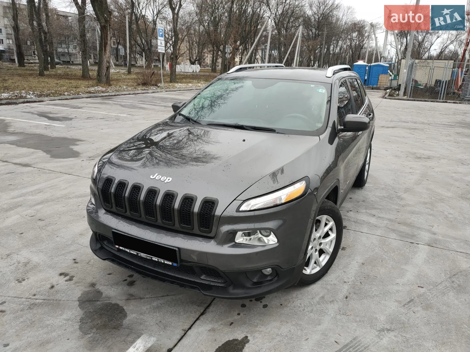 2015 Jeep Cherokee - мініатюра 2