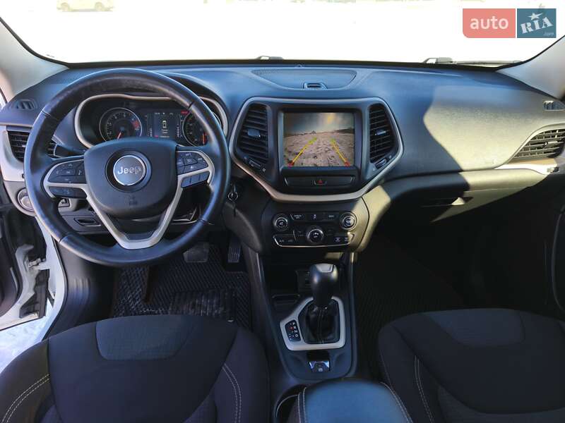 Позашляховик / Кросовер Jeep Cherokee 2015 в Києві фото 16 Позашляховик / Кросовер Jeep Cherokee 2015 в Києві