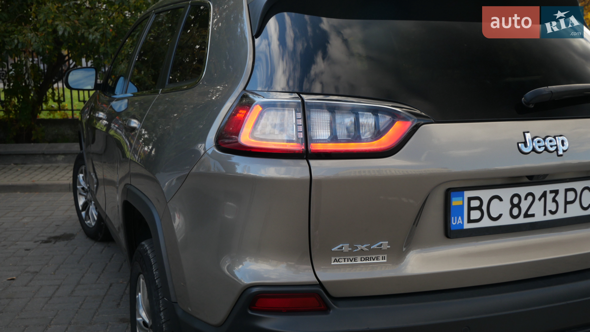 2018 Jeep Cherokee - мініатюра 13