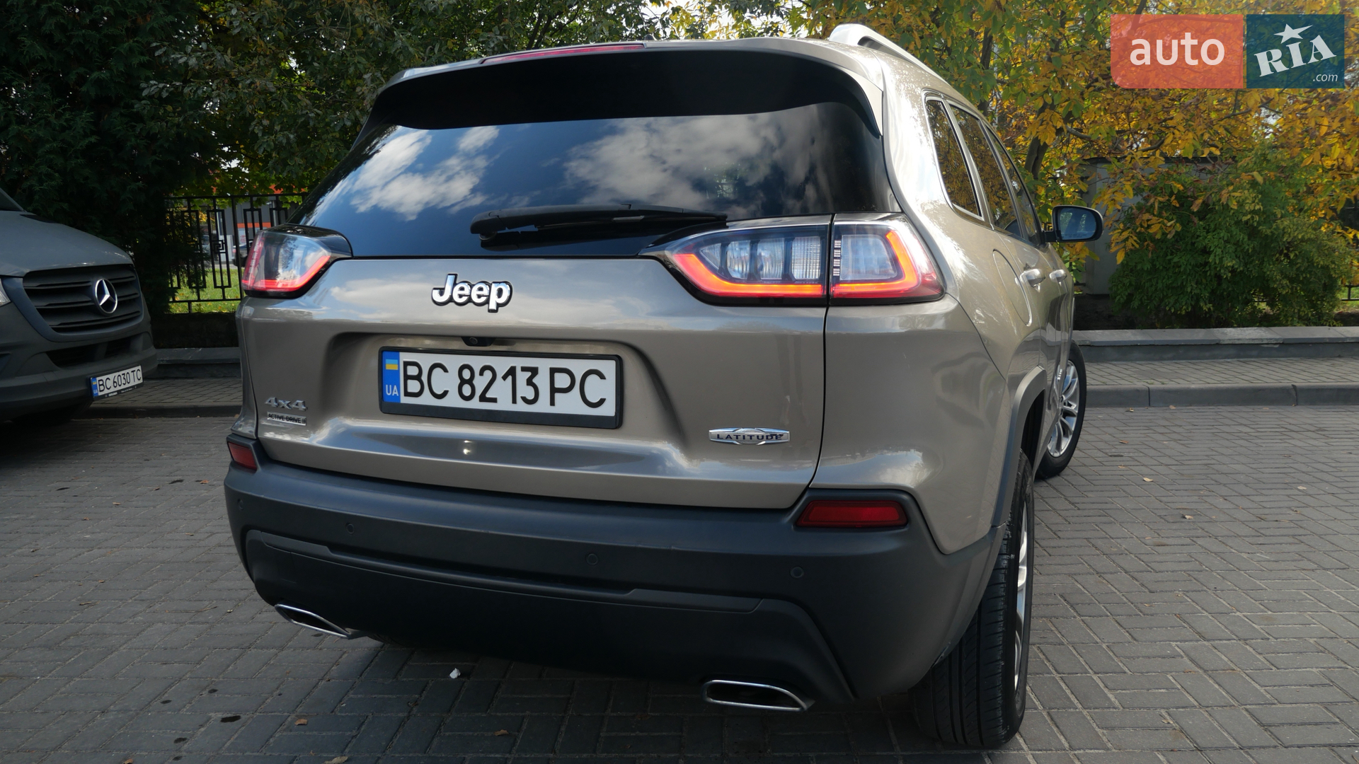 2018 Jeep Cherokee - мініатюра 16