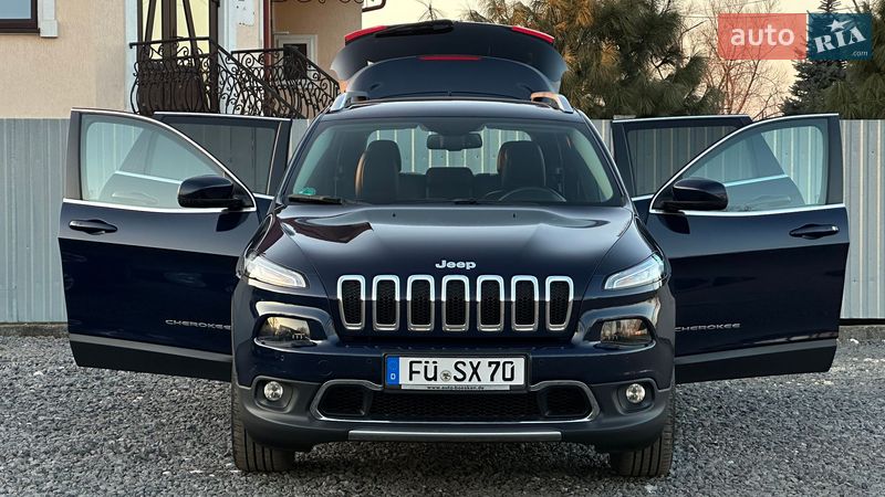 Внедорожник / Кроссовер Jeep Cherokee 2015 в Самборе