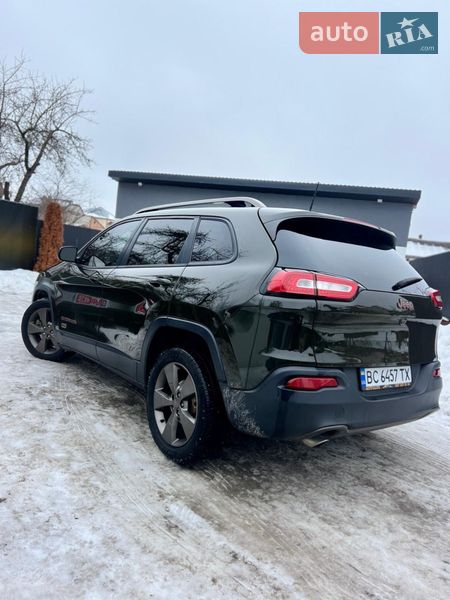 Внедорожник / Кроссовер Jeep Cherokee 2016 в Львове